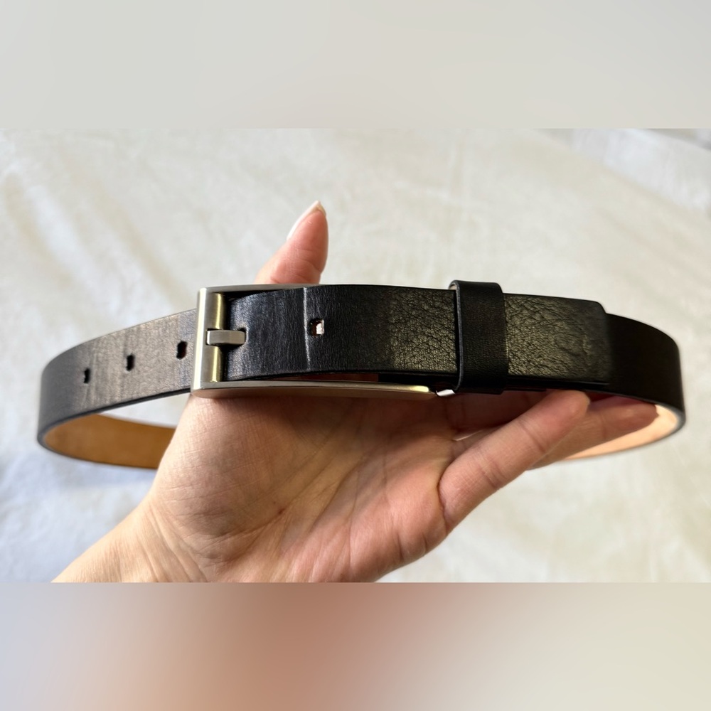 Araldi | Women’s XL (34”) | Black Leather Belt Silver Buckle | Made In Italy